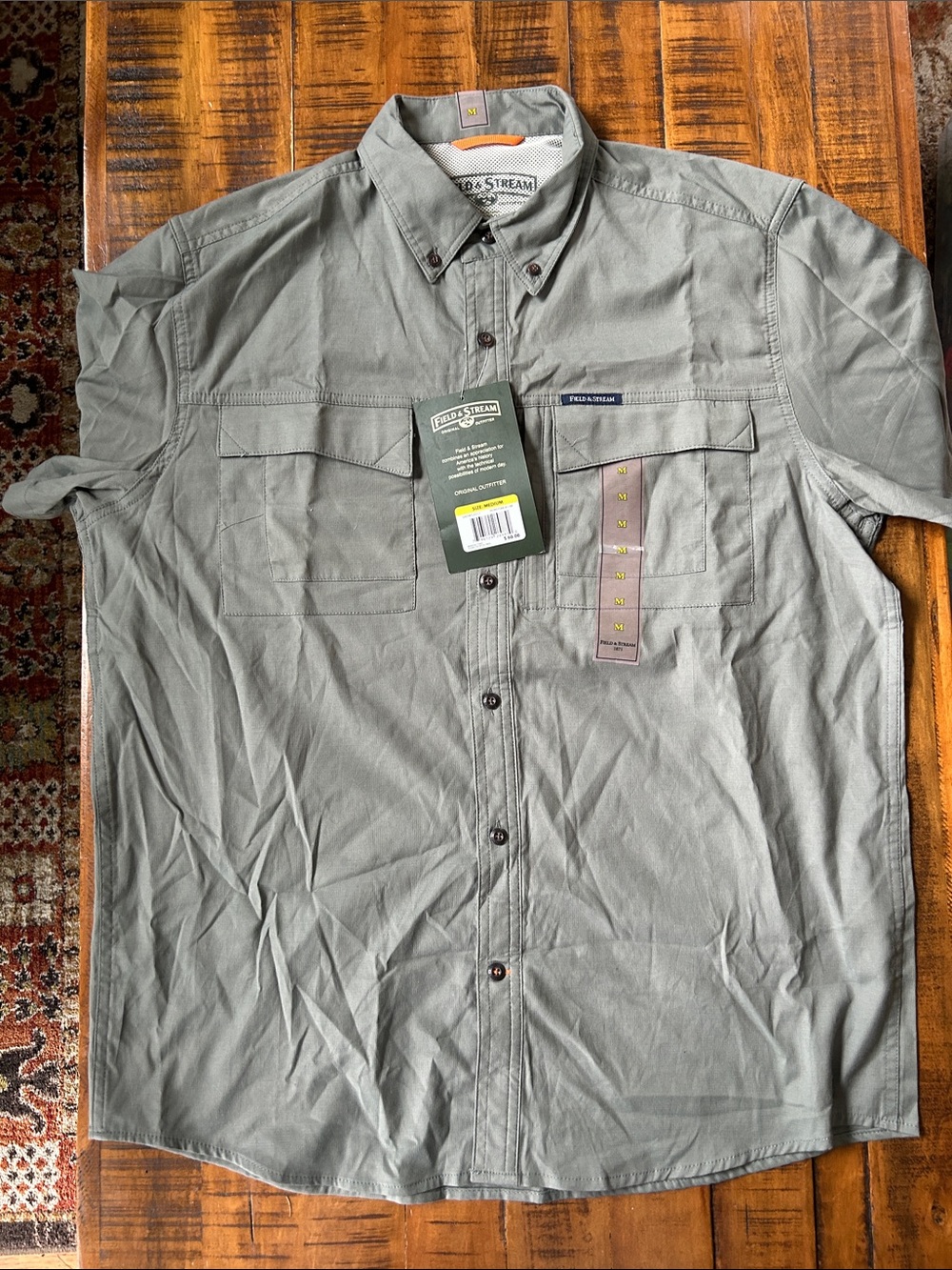 Field & Stream Short-Sleeve Button-Down Shirt in Sage Green